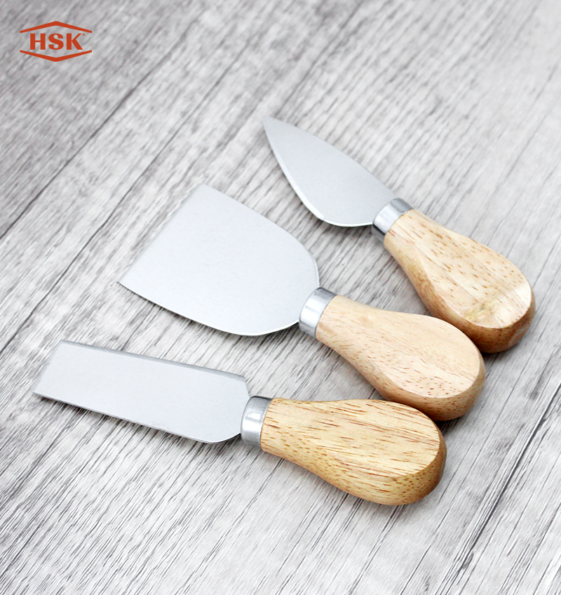Ensemble de 4&nbsp;couteaux &agrave; fromage HS4110