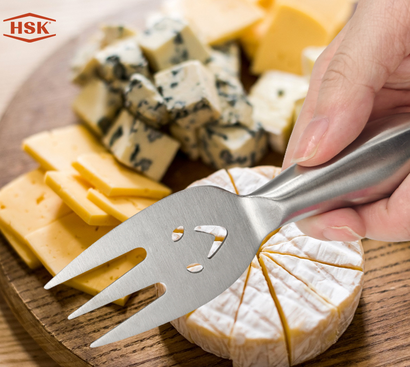 Ensemble de 5&nbsp;couteaux &agrave; fromage HS4212